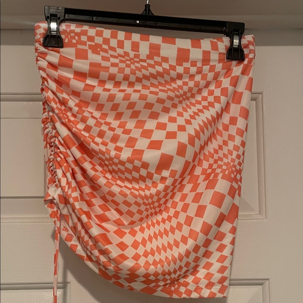 Princess Polly Vibrant Orange and White tube top